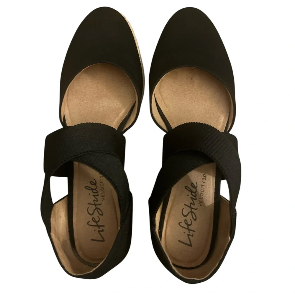 Life Stride Black and Tan Wedge Sandals Keaton espadrille size 8.